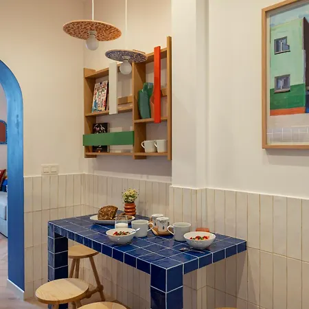 New Mediterranean-style T2 -greater Paris District Apartment *