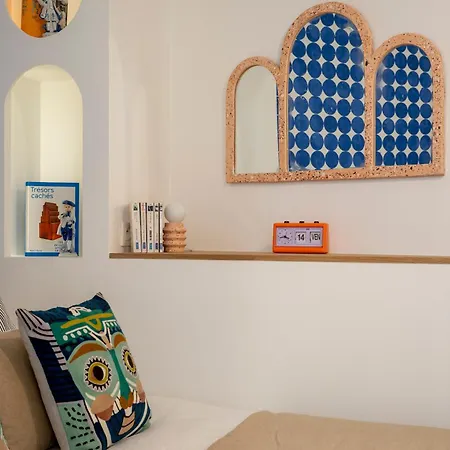 New Mediterranean-style T2 -greater Paris District Apartment *
